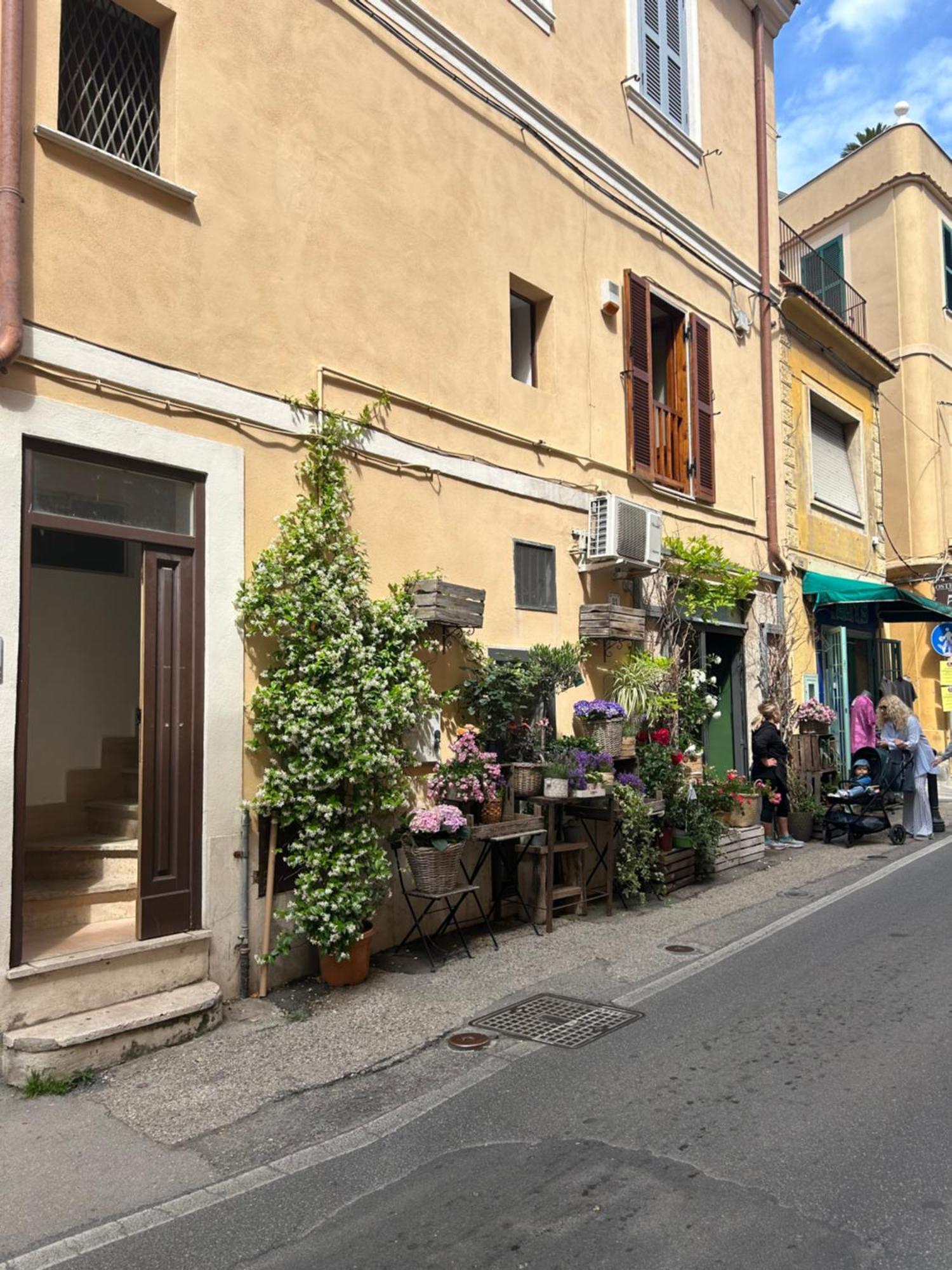 Casa Vacanze Romana 19 Giubileo 2025 Nettuno Extérieur photo